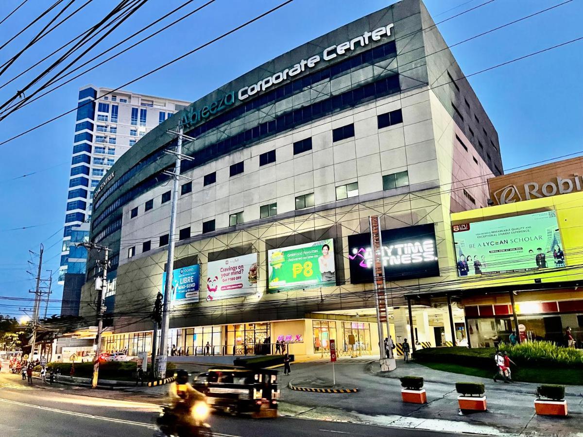 Inspiria Aparthotel Davao City Buitenkant foto